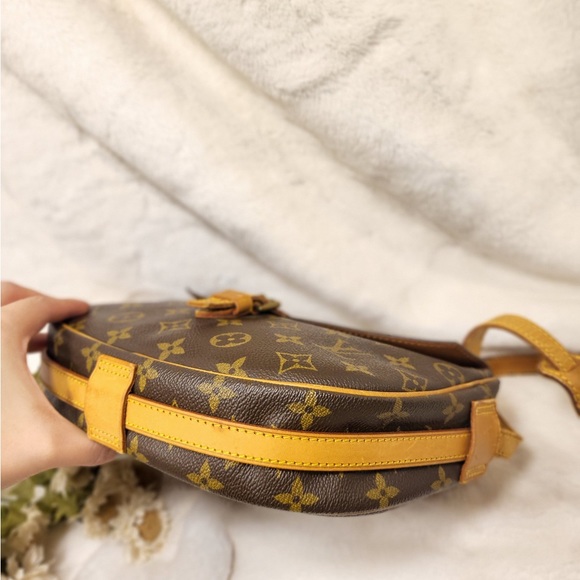 Authentic Louis Vuitton Jeune Fille MM crossbody shoulder bag - Picture 3 of 16